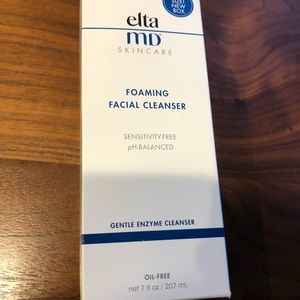 Elta MD Foaming Facial Cleanser